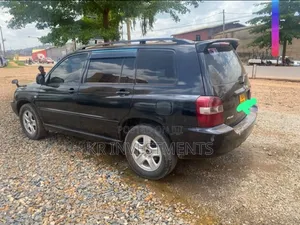 Toyota Kluger 2002 Silver