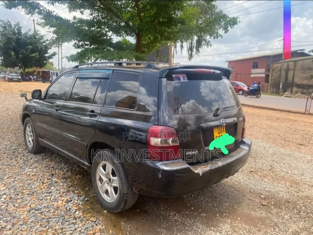 Toyota Kluger 2002 Silver