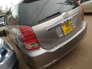 Toyota Wish 2006 Gray