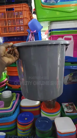 Beige/Cream 20litres Plastic Bucket Plastic Bucket