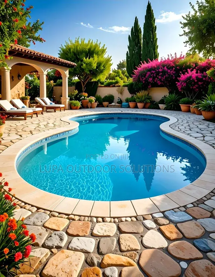 Swiming Pool Ideas for Your Compound