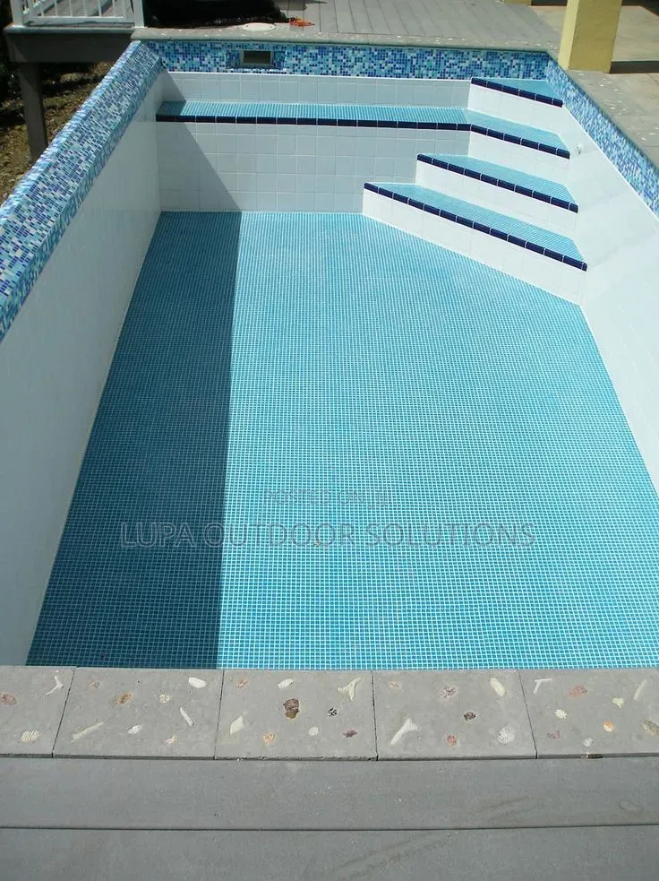 Swiming Pool Ideas for Your Compound
