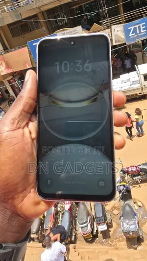 Tecno Spark 30C 128 GB White