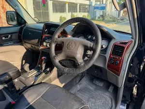 Mitsubishi Pajero 2002 Black