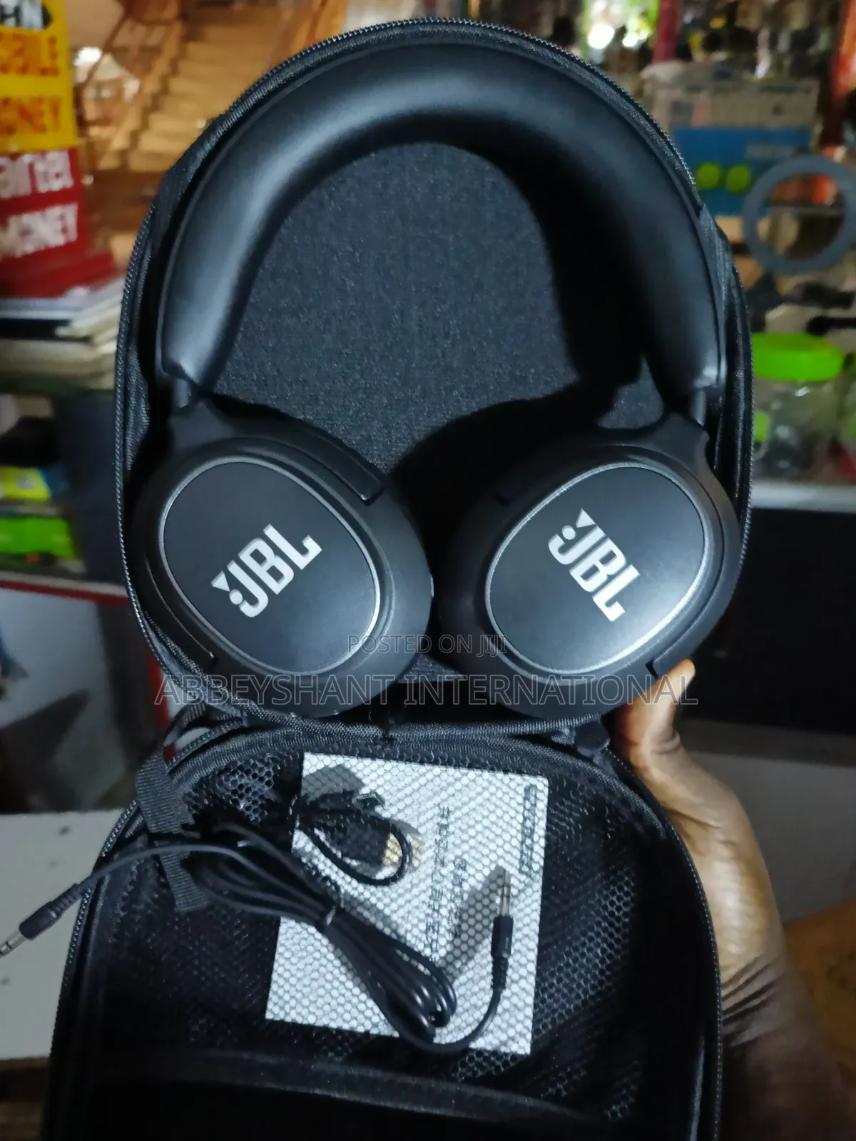 JBL Wireless Over-Ear Headphones