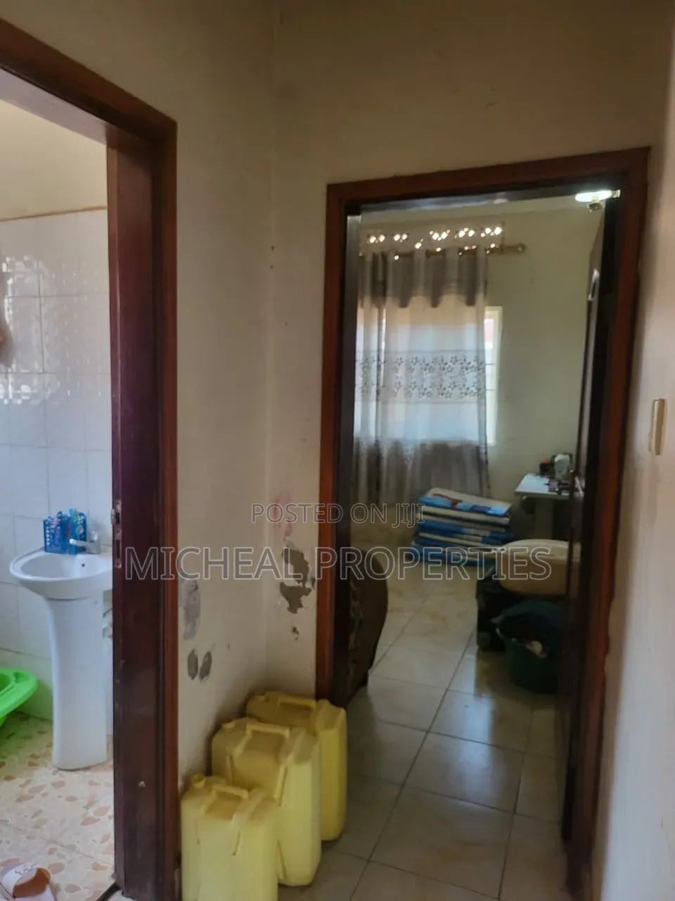 3bdrm House in Kanyanya Police, Kawempe for sale