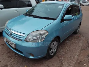 Toyota Raum 2005 Blue