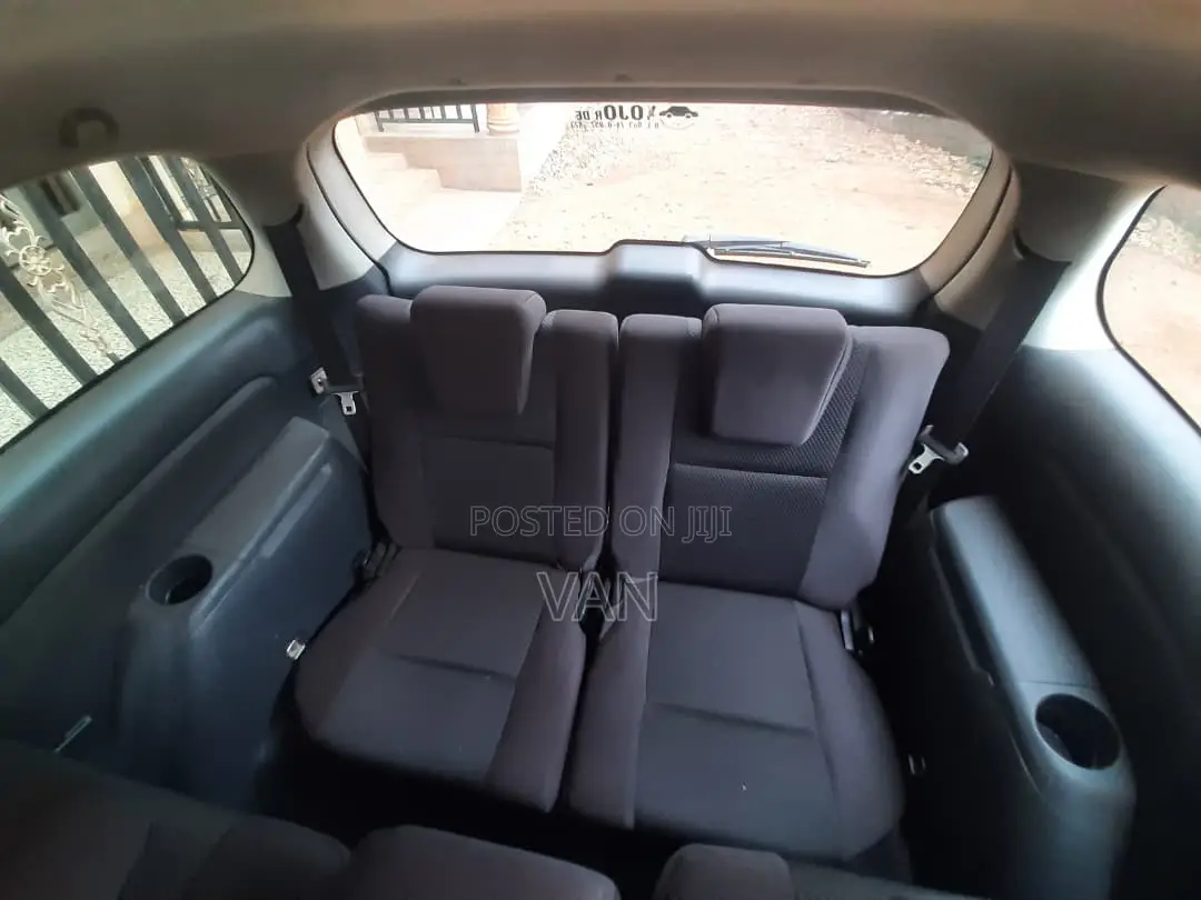 Toyota Wish 2006 Silver