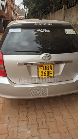 Toyota Wish 2006 Silver