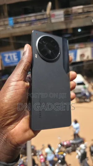 Tecno Camon 30 256 GB Black