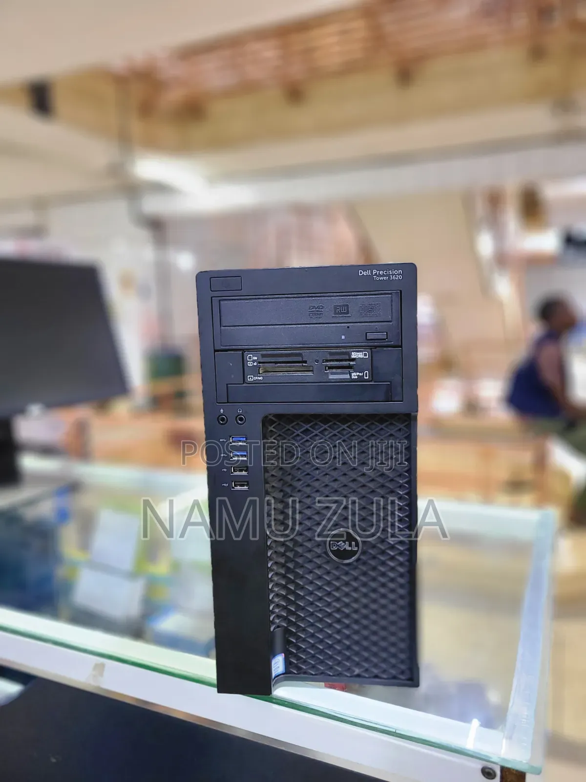 Desktop Computer Dell 8GB Intel Core i7 HDD 500GB