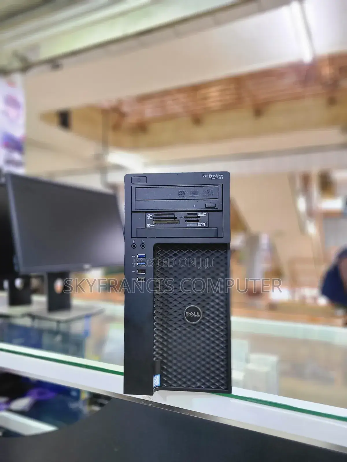 Desktop Computer Dell 8GB Intel Core i7 HDD 500GB