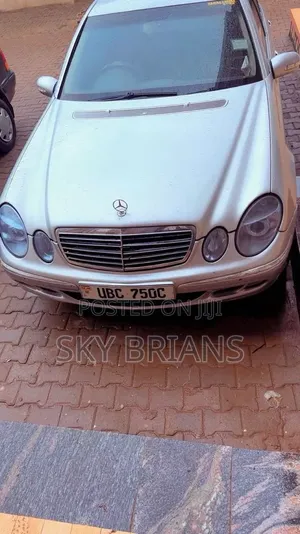 Mercedes-Benz E320 2003 Silver