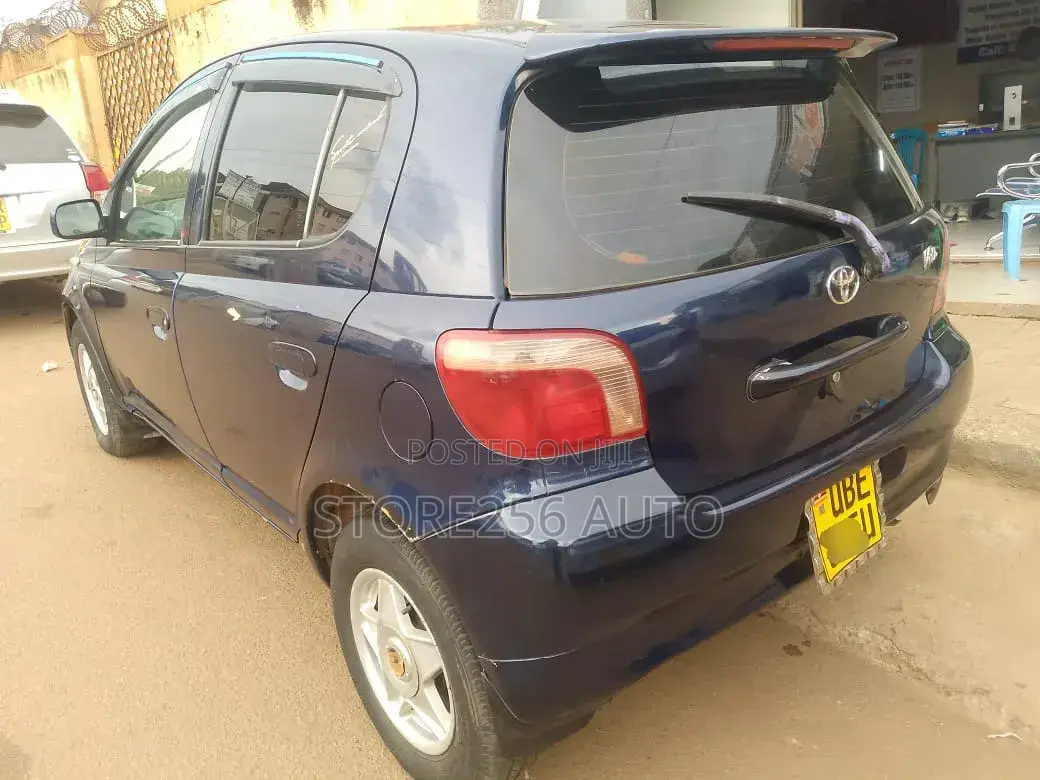 Toyota Vitz 1.0 FWD 5dr 1999 Blue