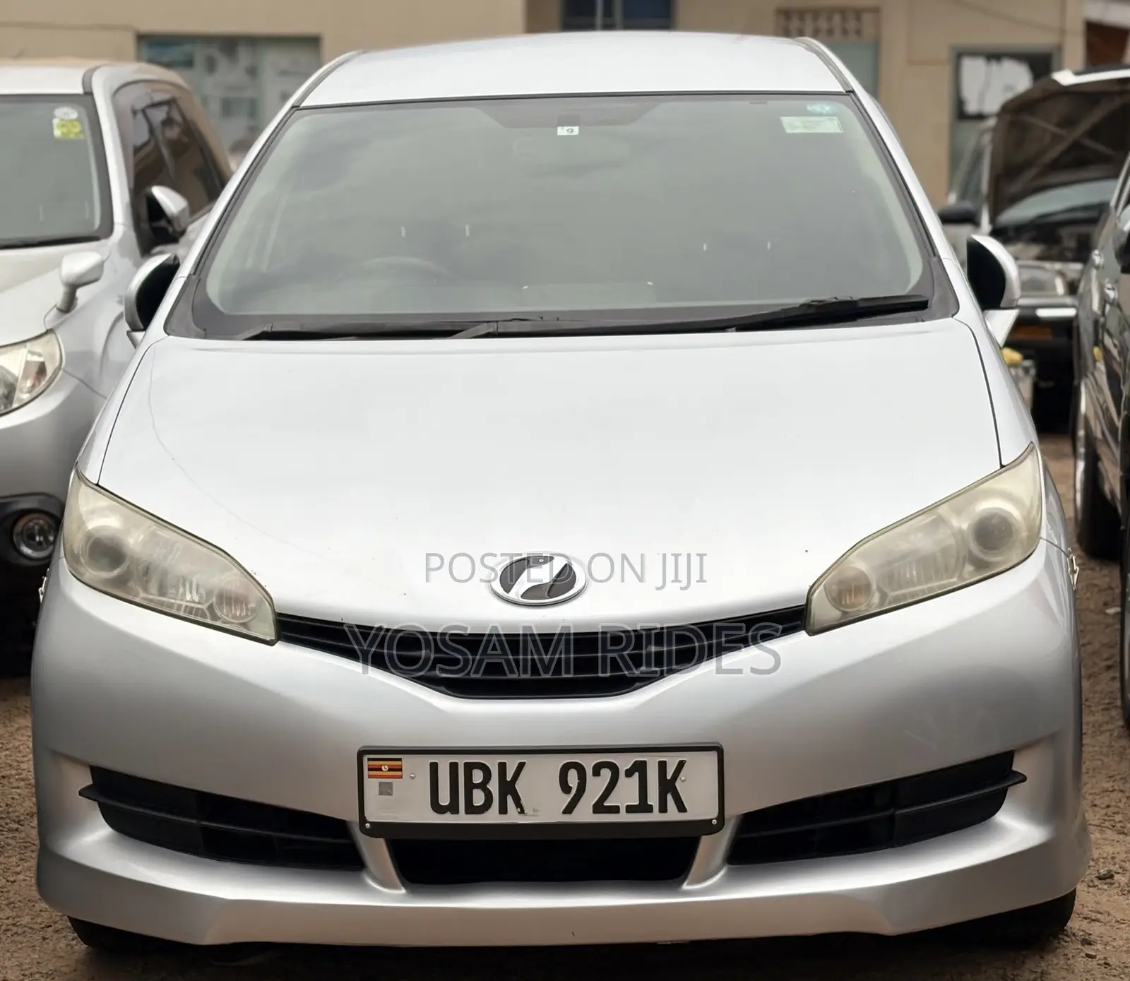 Toyota Wish 2012 Silver