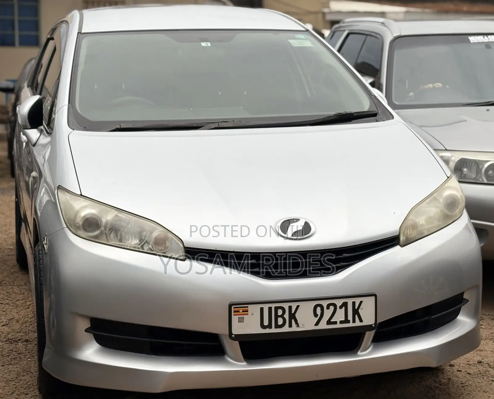 Toyota Wish 2012 Silver
