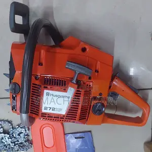 Chainsaw Machine