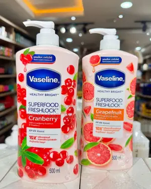 Vaseline Healthy Bright Superfood Freshlock Cranberry Body Lotion