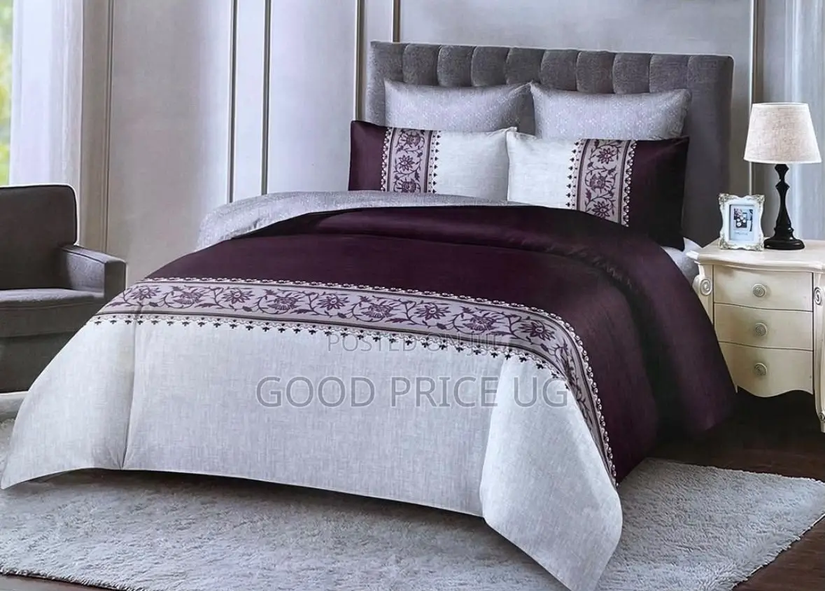 4-Piece Maroon and Grey Duvet Bedding Set