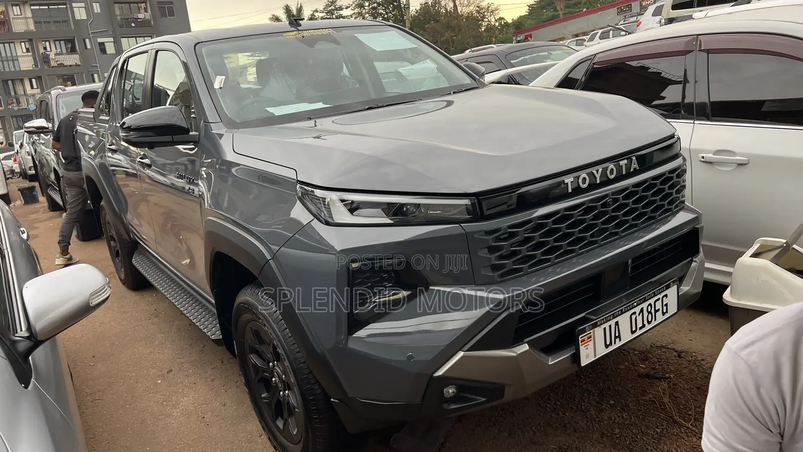 New Toyota Hilux 2026 Gray