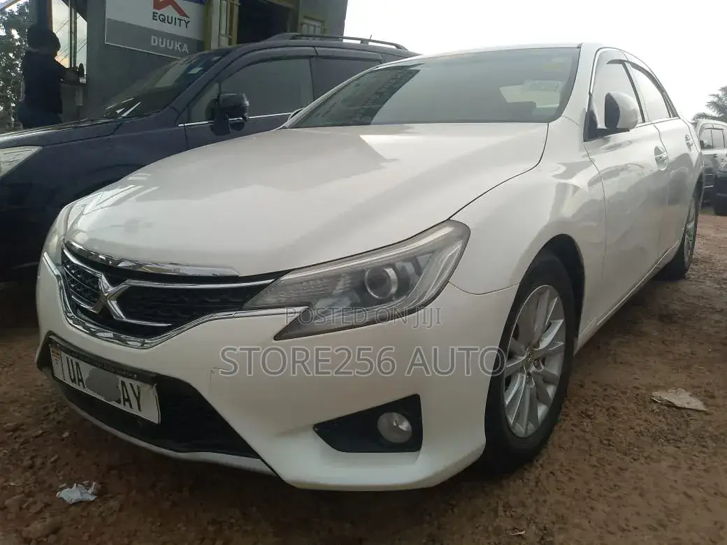 Toyota Mark X 2.5 RWD 2015 White