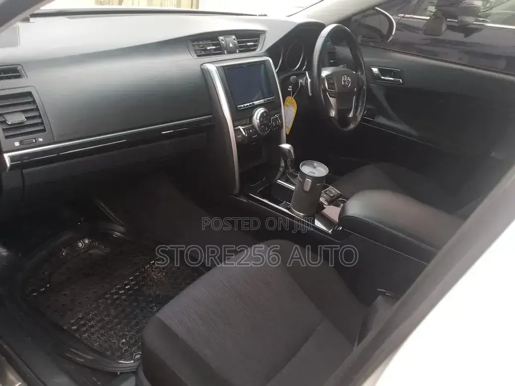 Toyota Mark X 2.5 RWD 2015 White
