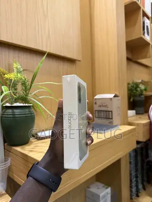 New Apple iPhone 17 256 GB Green
