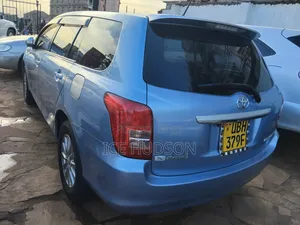 Toyota Corolla Fielder 2009