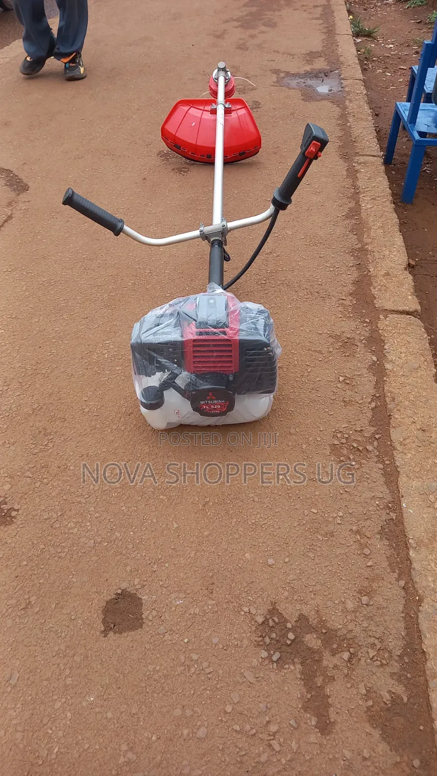 Bush /Grass Cutter Machine