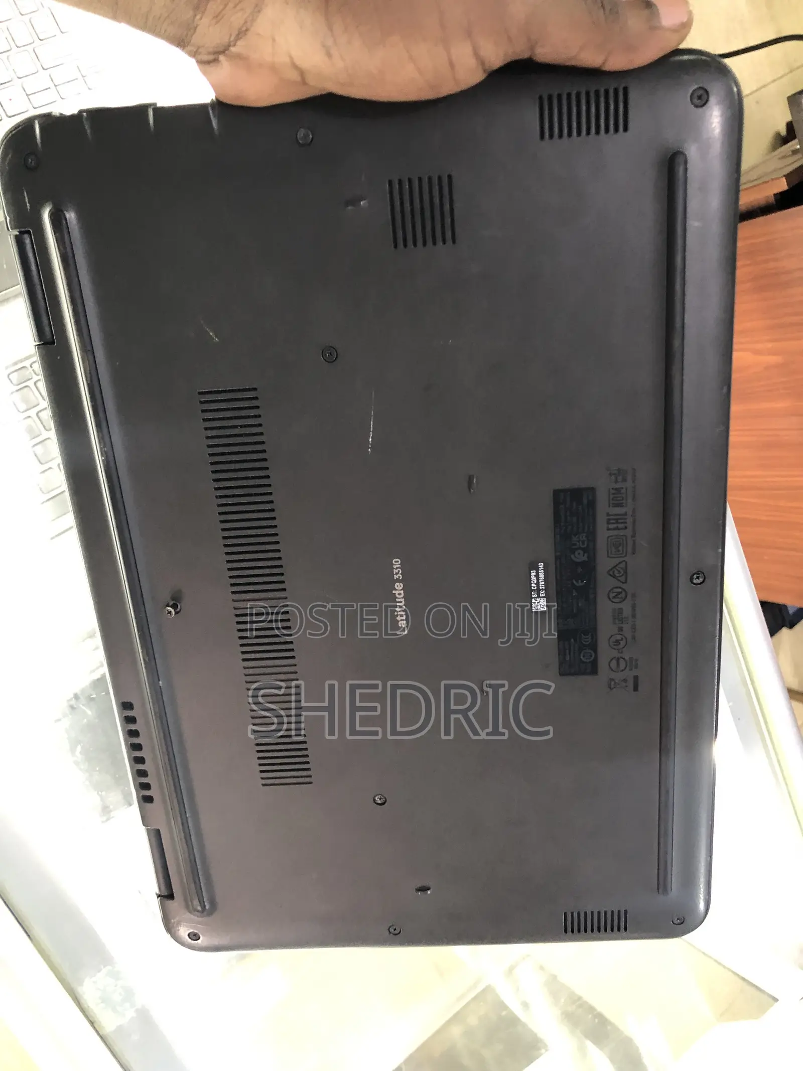 Laptop Dell Latitude 3310 4GB Intel Core i3 SSD 128GB