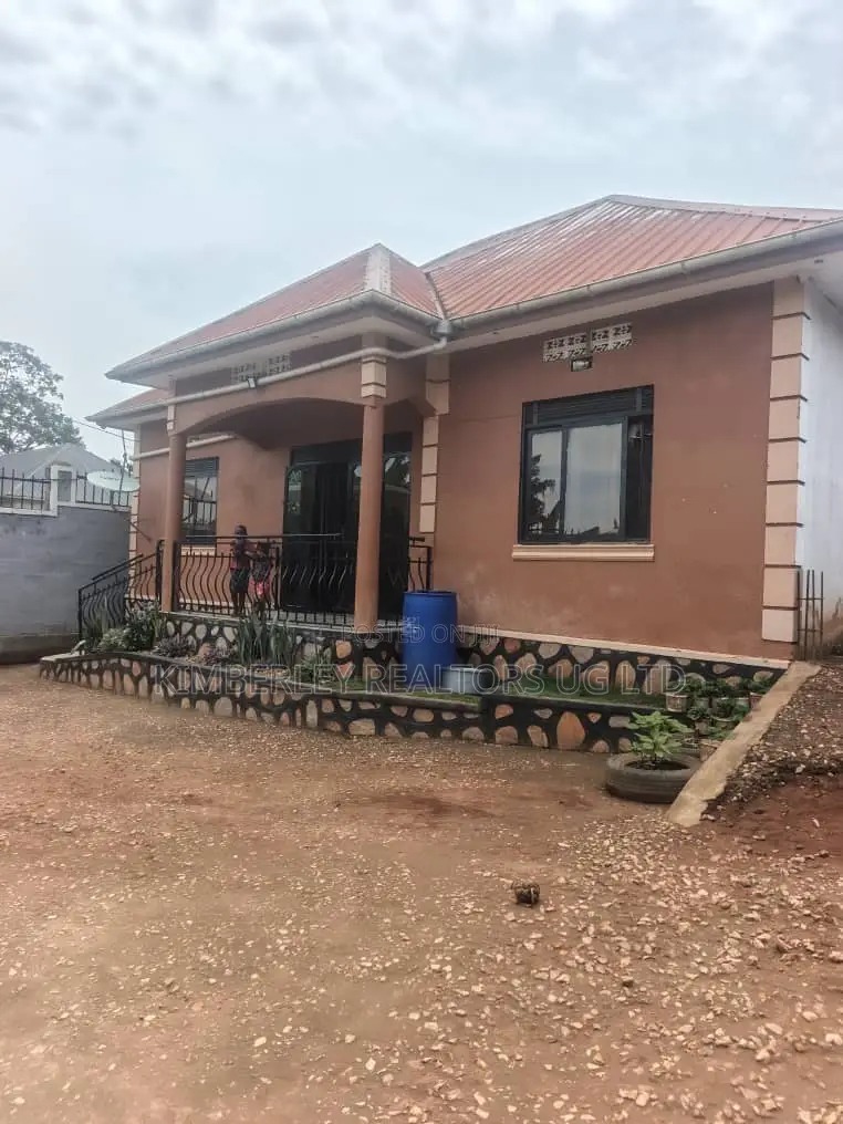 4bdrm House in Division A for sale