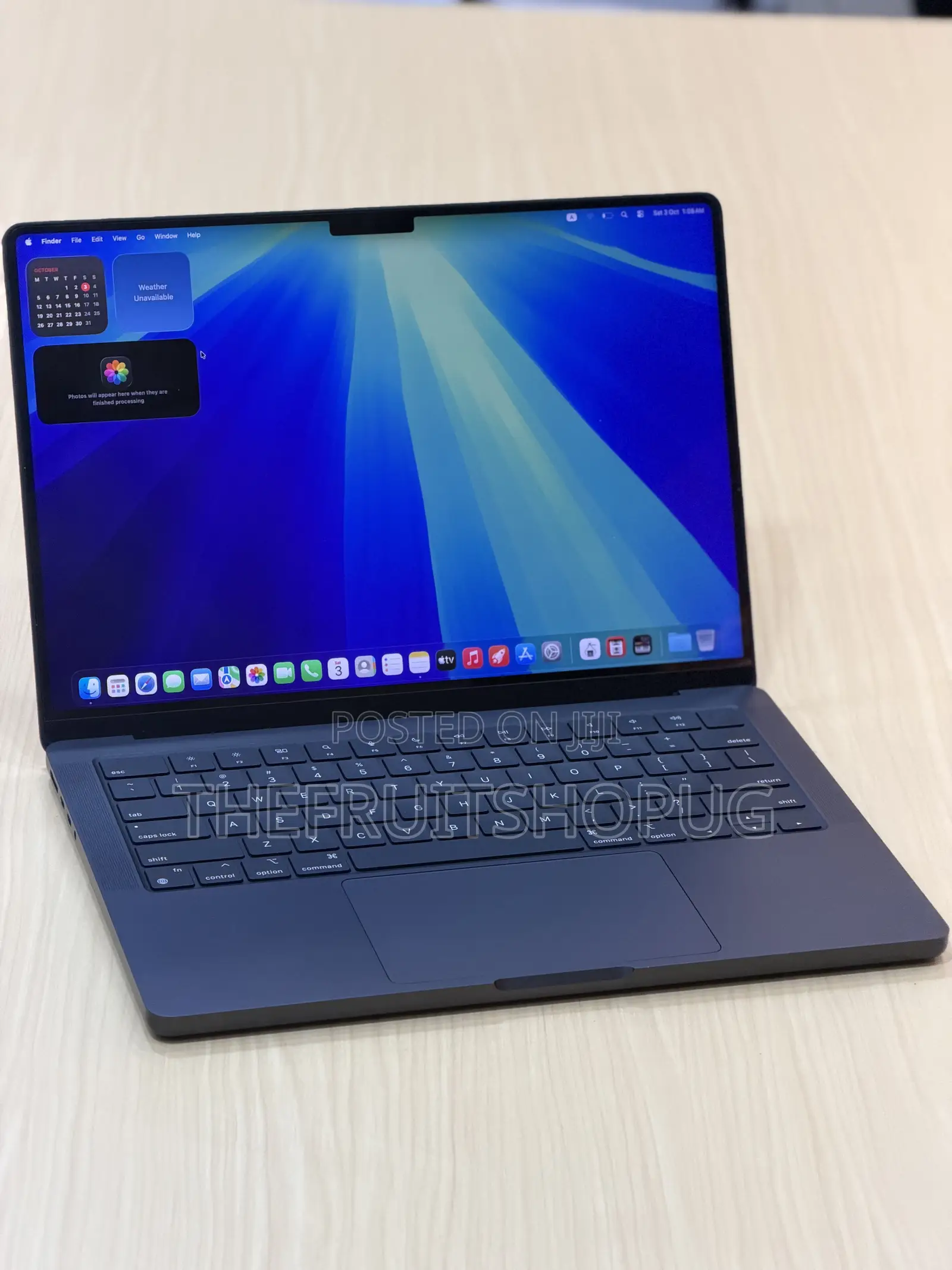 Laptop Apple MacBook Pro 2025 M5 16GB Apple M5 SSD 512GB