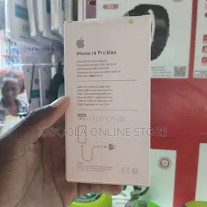 iPhone 14 Pro Max Power Adapter 35 W