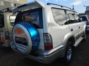 Toyota Land Cruiser Prado 2000