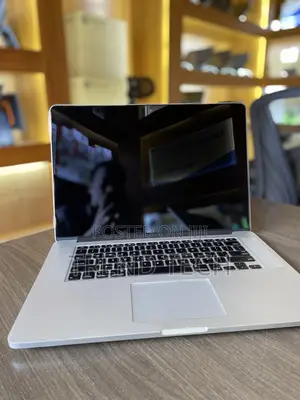 Laptop Apple MacBook Pro 2015 16GB Intel Core i7 HDD+SSD 256GB