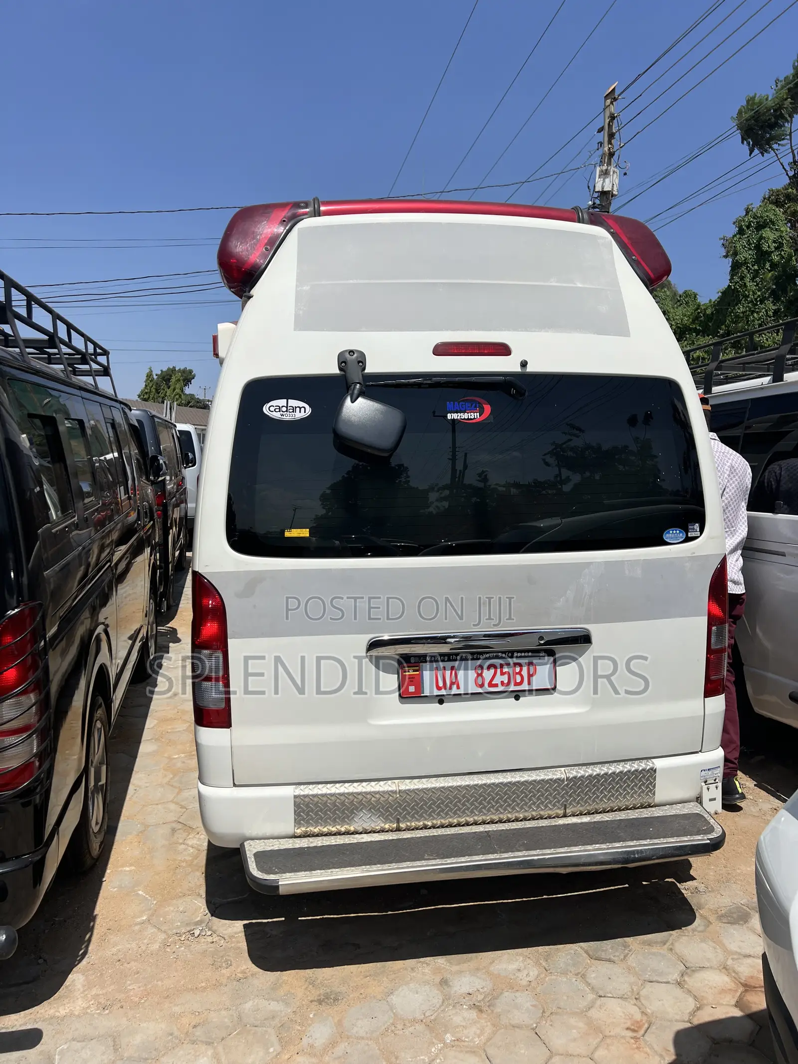 Toyota HiAce 2012 White