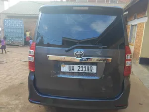 Toyota Noah 2012 Matt Black
