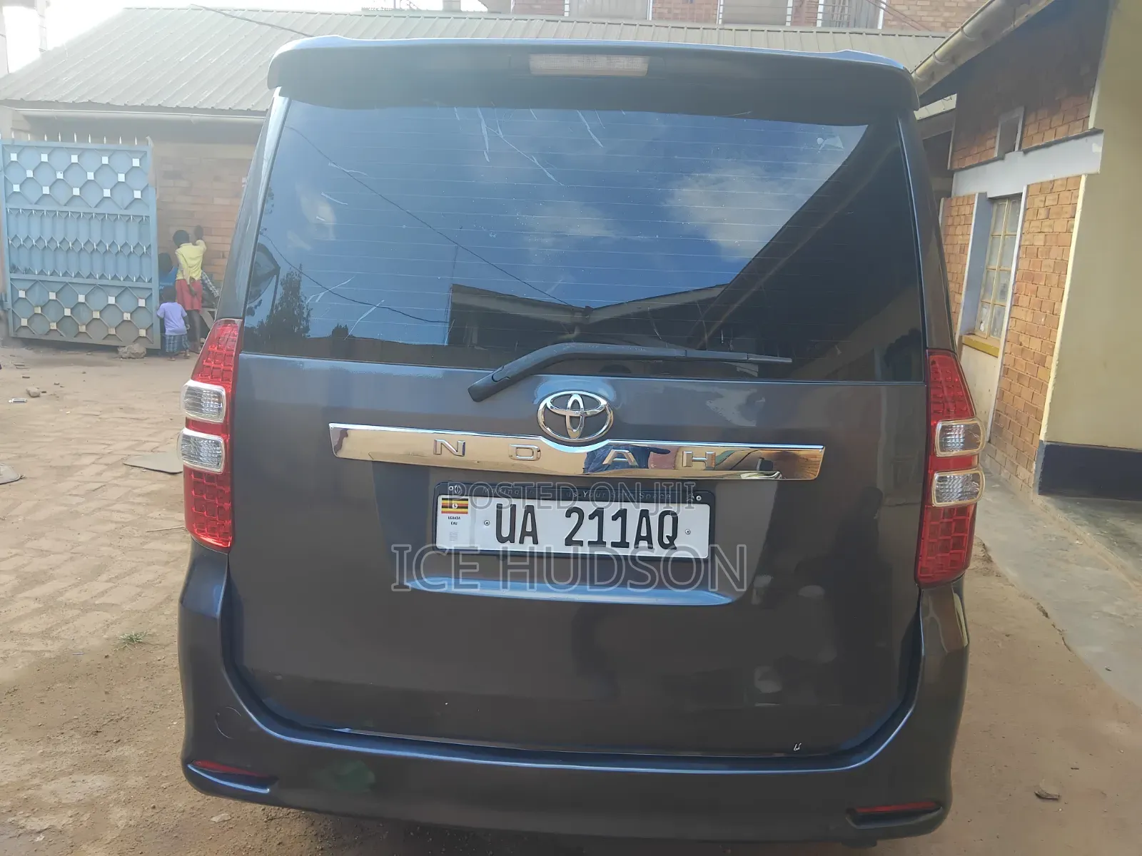 Toyota Noah 2012 Matt Black