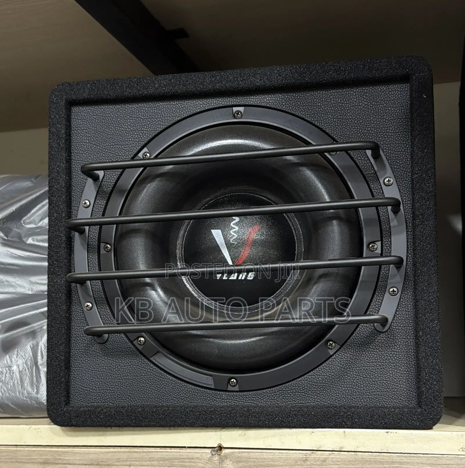 8inch Box Car Mega Base Subwoofer Amplified