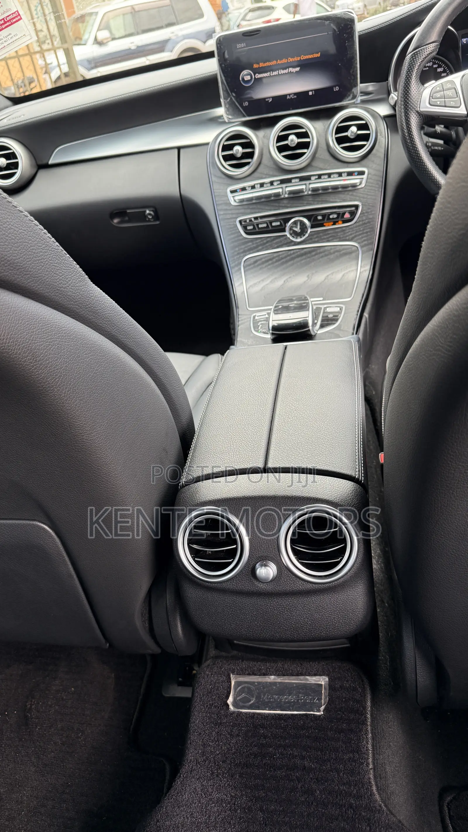 Mercedes-Benz C200 2017 Silver