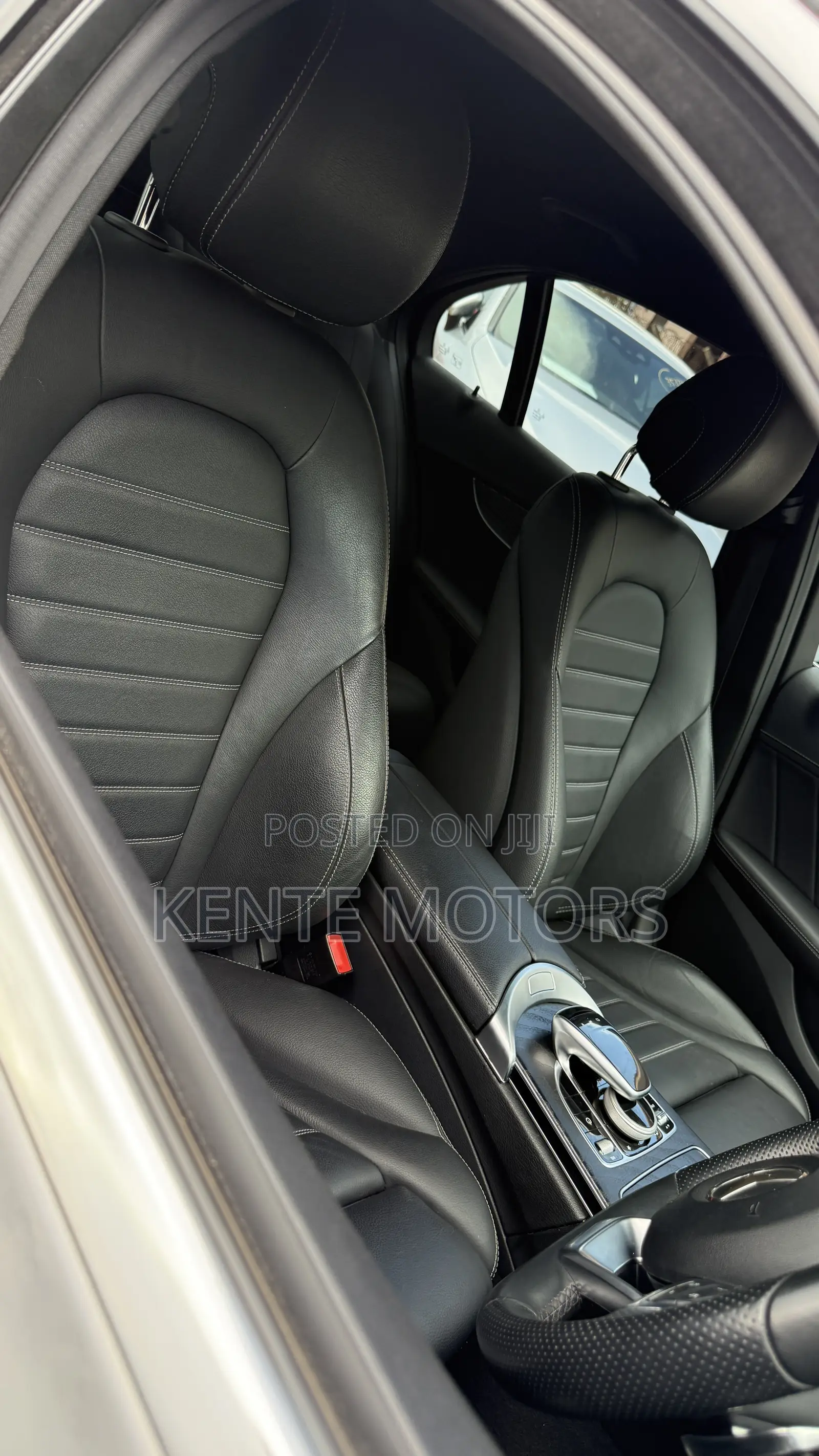 Mercedes-Benz C200 2017 Silver