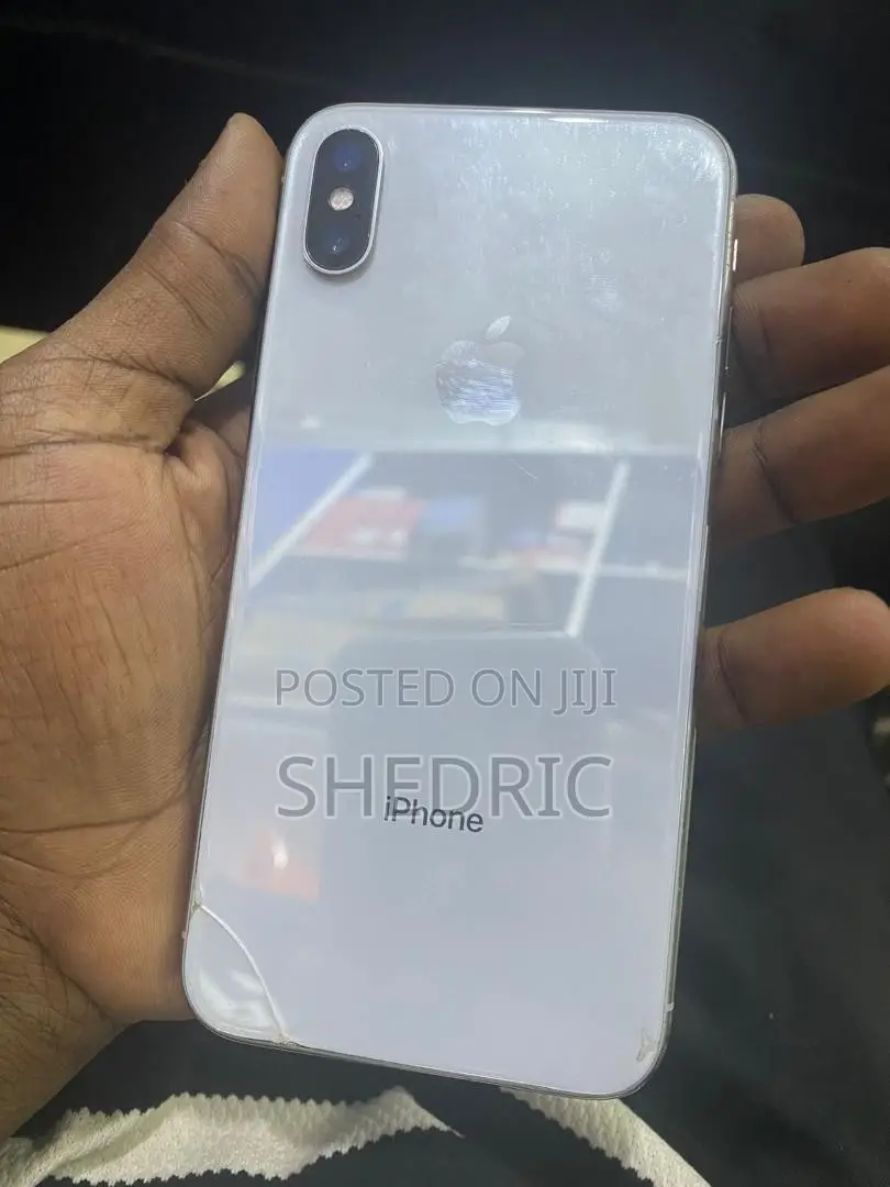 Apple iPhone X 64 GB White