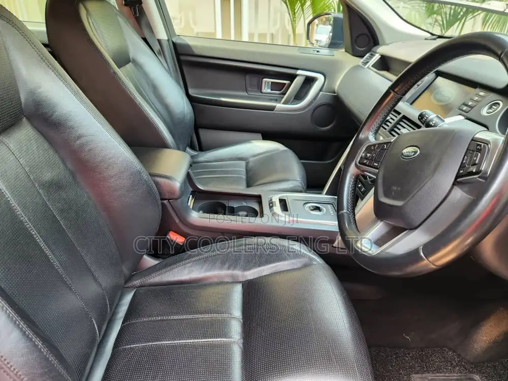 Land Rover Discovery Sport 2015 Black