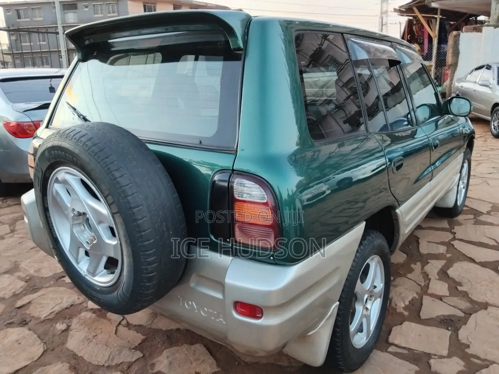 Toyota RAV4 Automatic 2000 Green