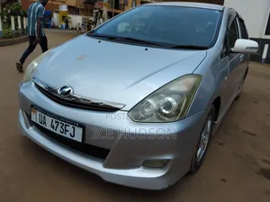 Toyota Wish 2009 Silver