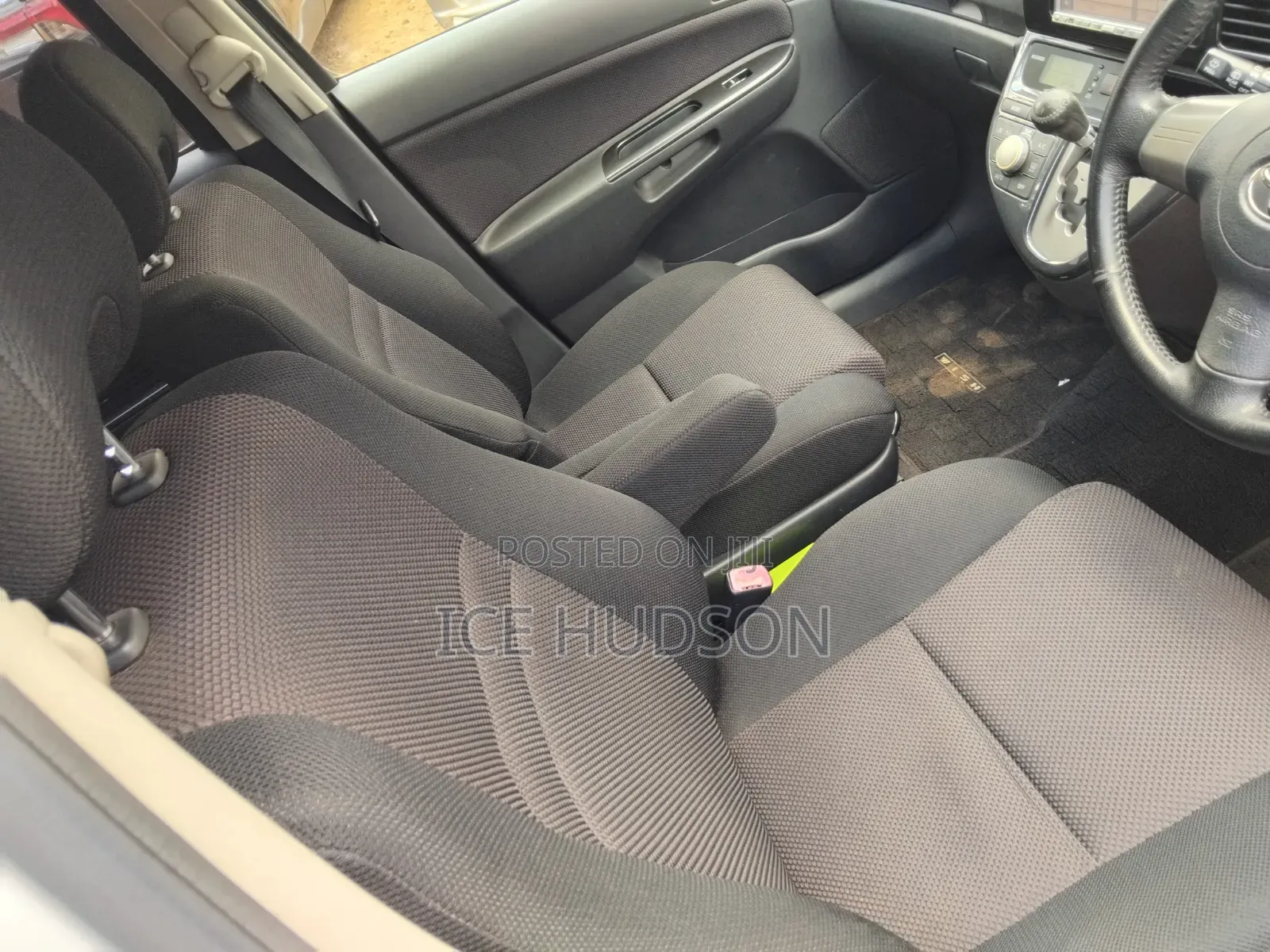 Toyota Wish 2009 Silver