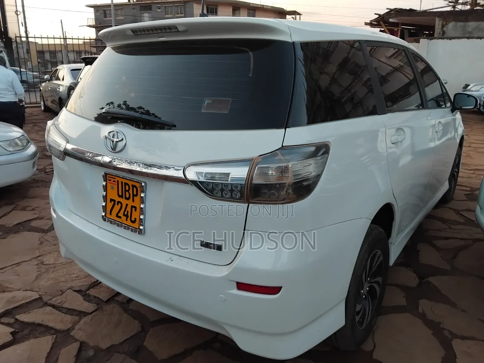Toyota Wish 2011 White