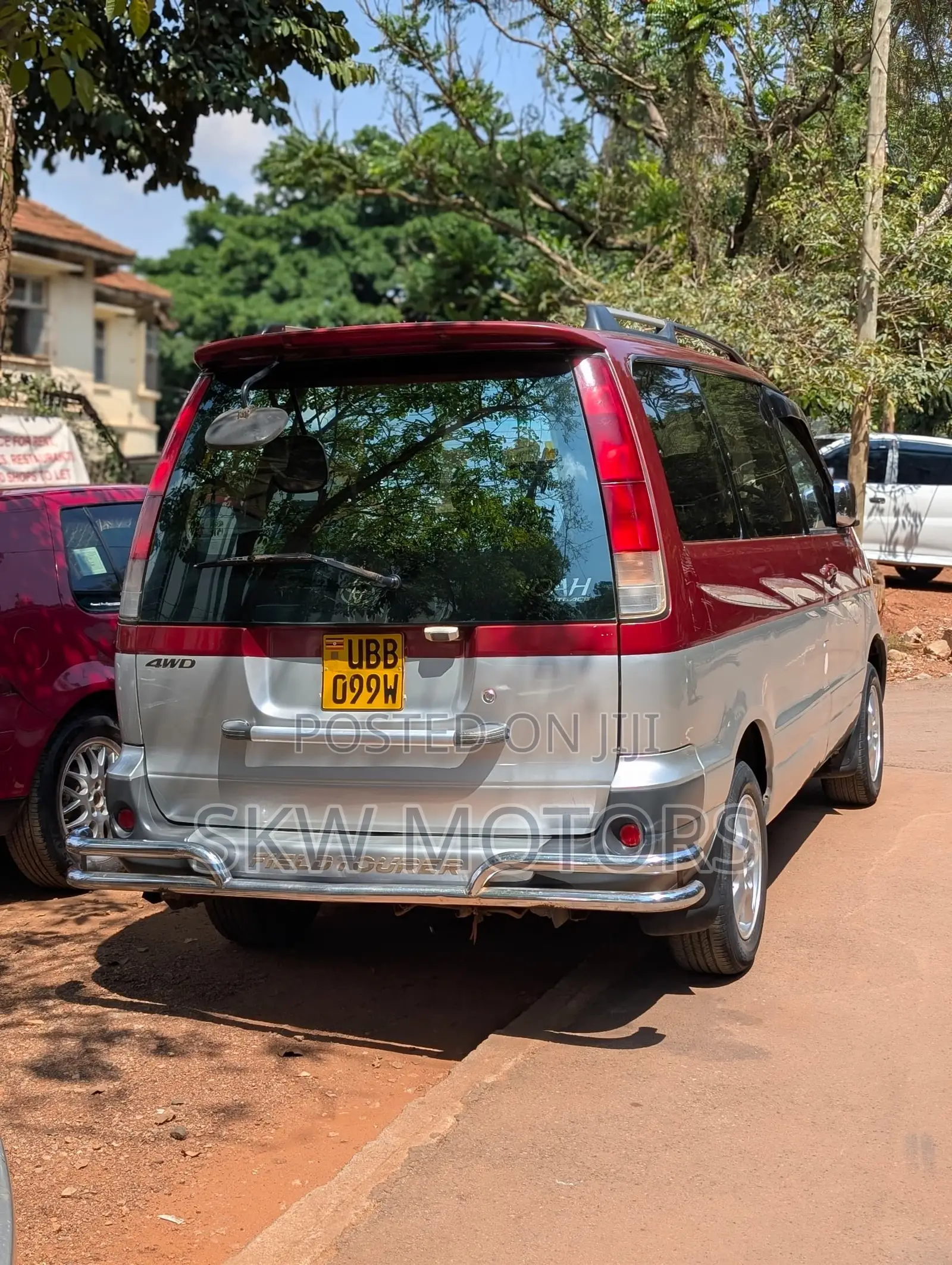 Toyota Noah 2001 Red