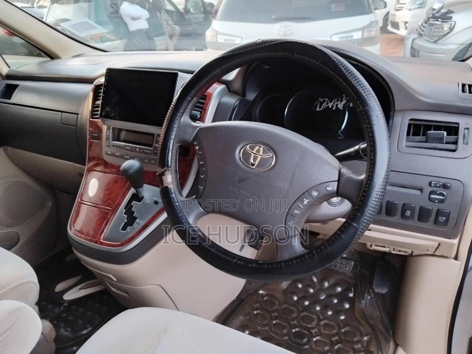 Toyota Alphard 2005 Silver