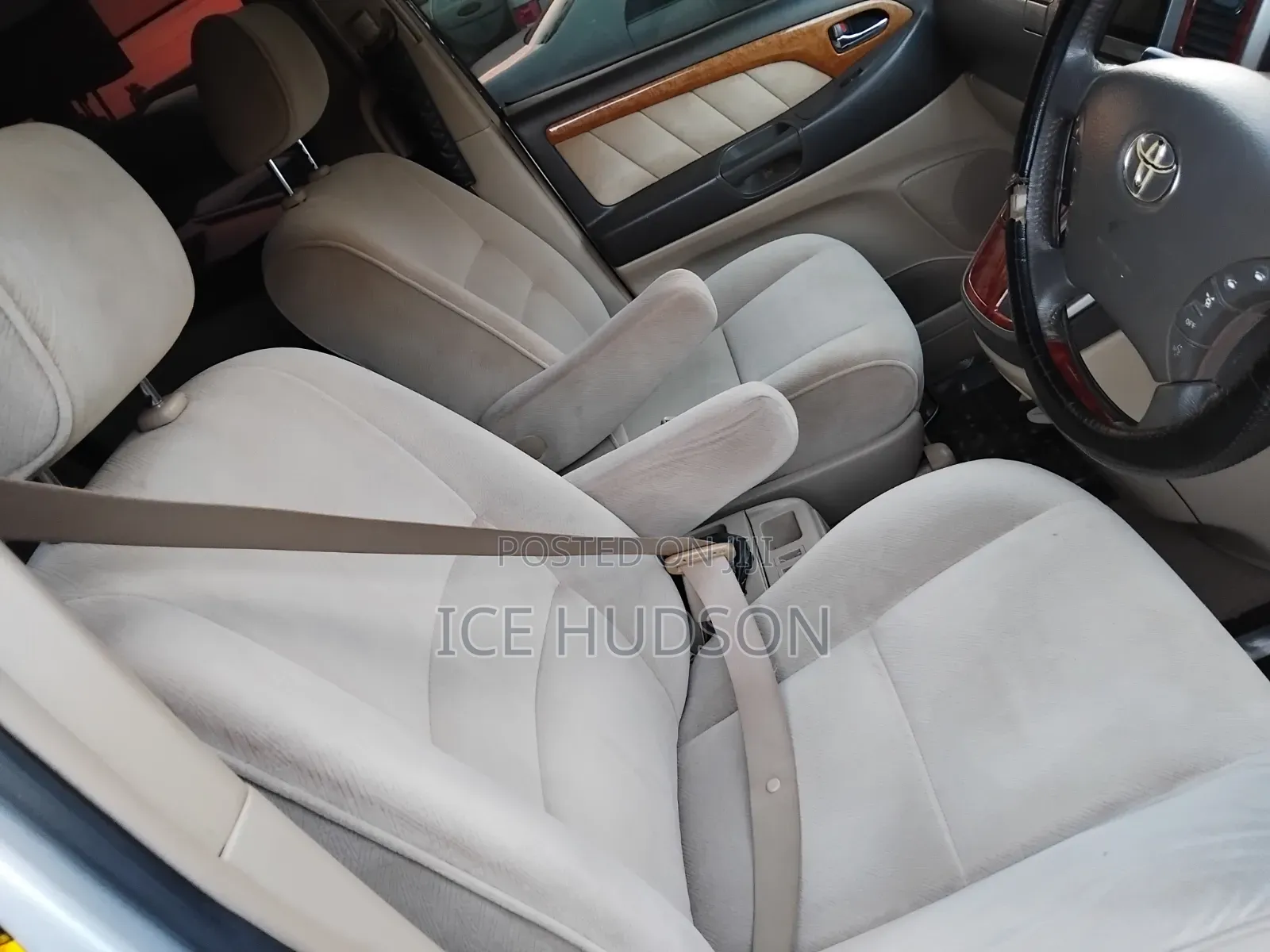 Toyota Alphard 2005 Silver